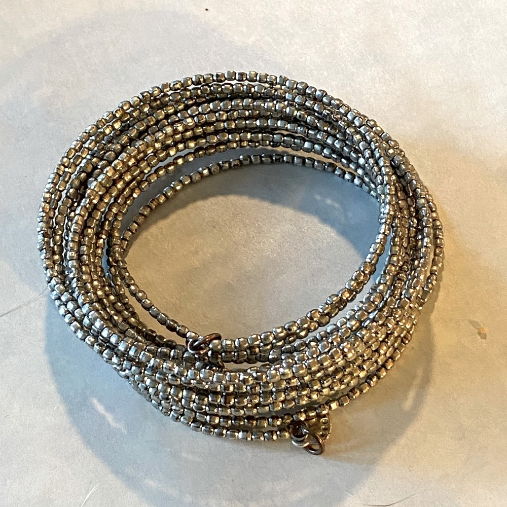 Stella & Dot Bardot Spiral Bangle- Silver